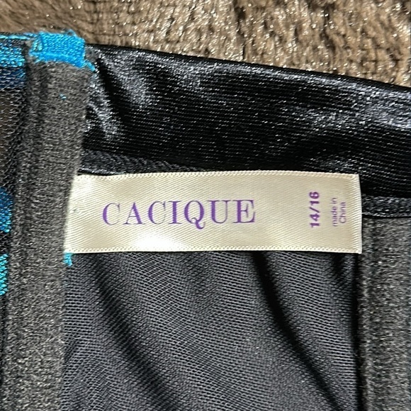 CACIQUE Intimate wear bra and skirt set Black, teal Sz 46DD 14-16 - Picture 9 of 10